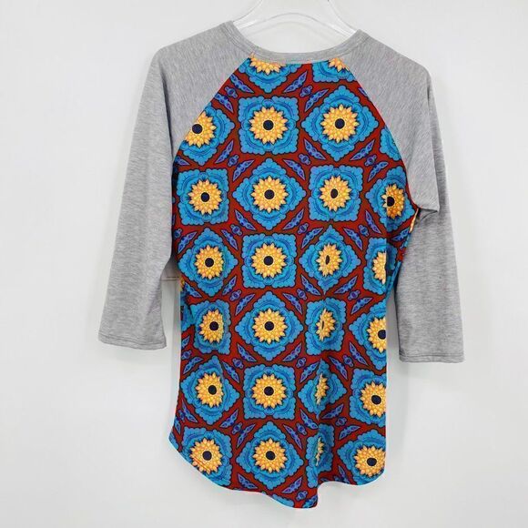 NEW Lularoe Size Small 3/4 Sleeve Abstract Geometric Randy Crewneck Shirt Top - Picture 7 of 7